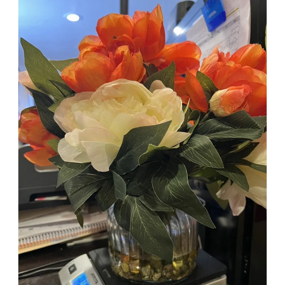 LARGE ASSORTED SILK FLOWERS CLEAR‎ GLASS FAUX WATER CENTERPIECE VASE 15